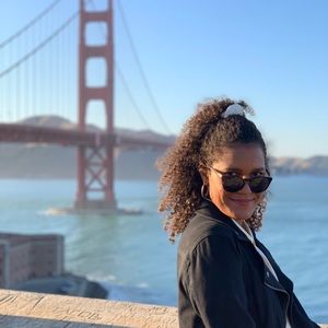 Meet your Posher, Samara